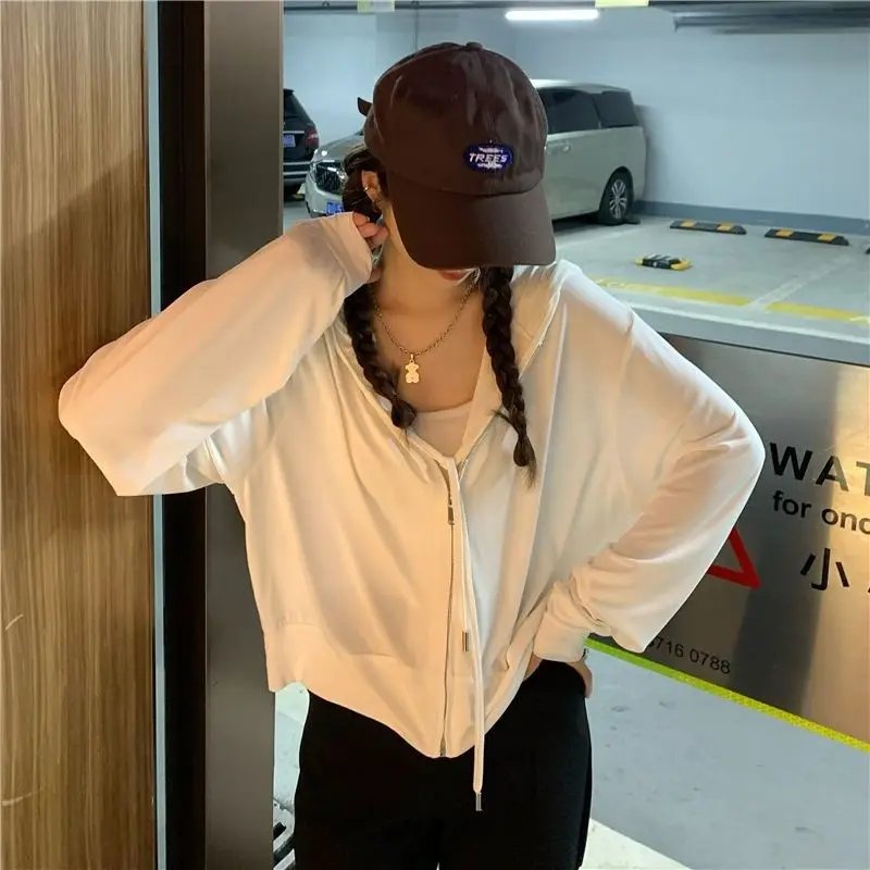 Summer UV Hooded Thin Breathable Short Jacket for Women's New Korean Style Loose Student Sun Protection Jacket Trendy