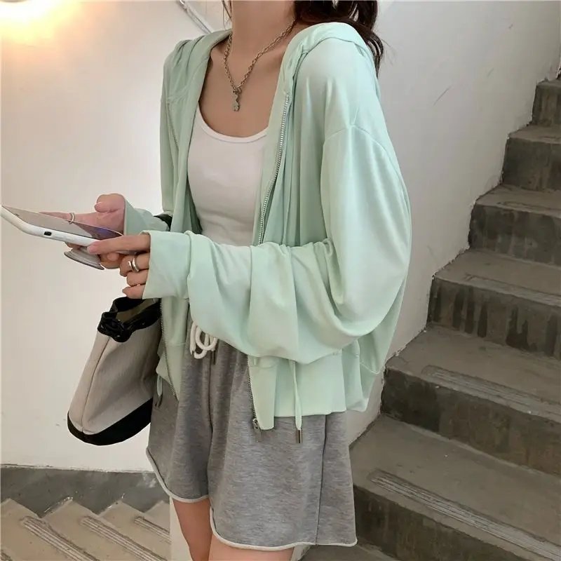 Summer UV Hooded Thin Breathable Short Jacket for Women's New Korean Style Loose Student Sun Protection Jacket Trendy