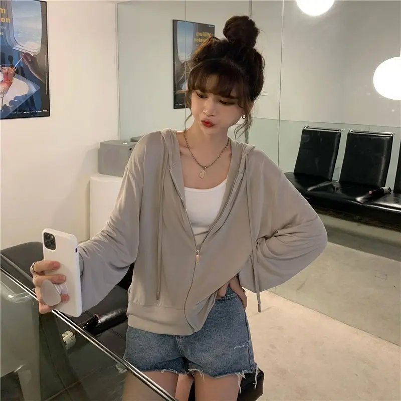 Summer UV Hooded Thin Breathable Short Jacket for Women's New Korean Style Loose Student Sun Protection Jacket Trendy